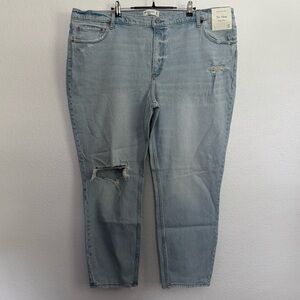 NWT Abercrombie The Mom High Rise Distressed Jeans 36 22 Long
